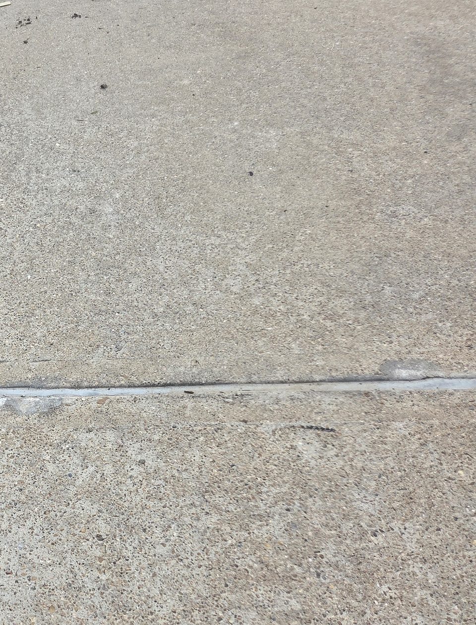 Detalle del concreto y las juntas de la entrada existente en el proyecto, Richmond.